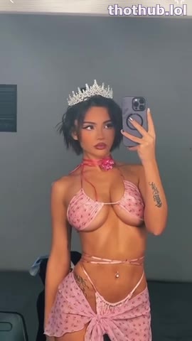 OnlyFans leaked Valentina Karnaval Bikini on HDthot