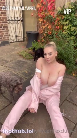 OnlyFans leaked Beth Lily outdoor big boobs striptease on HDthot