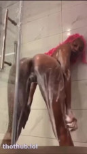 Thot at the shower