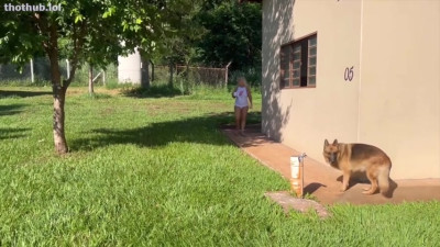 Acordando a loira praiana no chalé prainha de Indiaporã