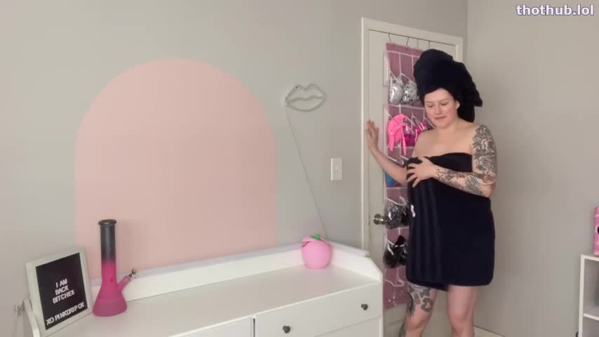 OnlyFans leaked Pink Drip - Freaky Roommate Taste Your Load on HDthot