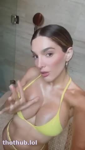 OnlyFans leaked Lyna Perez Shakes her Tits on HDthot